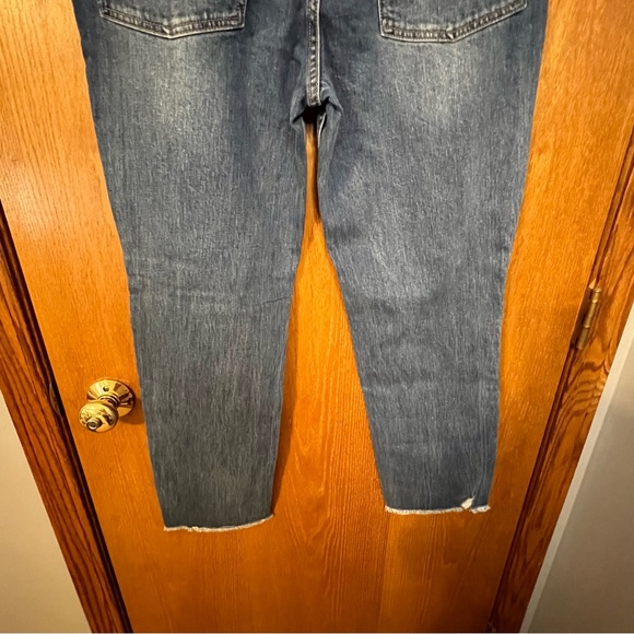 SUPPLIES BY UNION BAY MAREN HI RISE SLIM STRAIGHT LEG JEANS SZ 10 Distressed - Picture 14 of 14